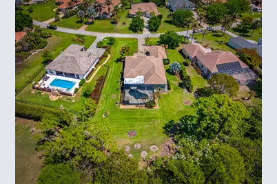 523 SW Squire Johns Lane, Palm City, FL 34990 - Photo 8