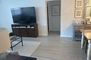 3930 Crystal Lake Dr, Deerfield Beach, FL 33064 - Photo 6