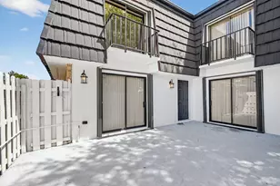 320 Woodland Rd, Palm Springs, FL 33461 - Photo 1