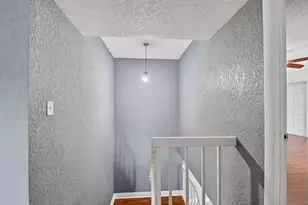 320 Woodland Rd, Palm Springs, FL 33461 - Photo 26