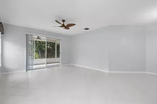 6785 SE Warwick Ln, Stuart, FL 34997 - Photo 4