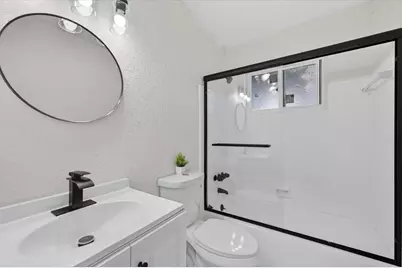 710 SW 67th Avenue, Pembroke Pines, FL 33023 - Photo 12