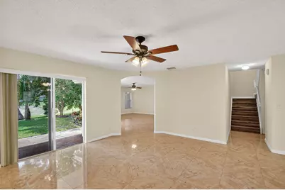 738 Perdido Heights Drive, West Palm Beach, FL 33413 - Photo 18
