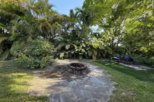 7024 NW 63rd St, Tamarac, FL 33321 - Photo 4