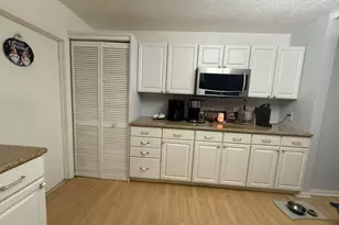 7024 NW 63rd St, Tamarac, FL 33321 - Photo 20