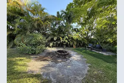 7024 NW 63rd Street, Tamarac, FL 33321 - Photo 4