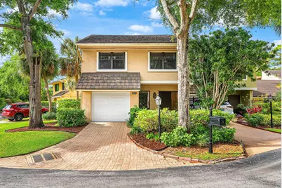 5664 Santiago Circle, Boca Raton, FL 33433 - Photo 1