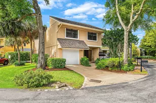 5664 Santiago Cir, Boca Raton, FL 33433 - Photo 2