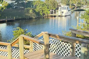 643 SE Harborview Dr, Port Saint Lucie, FL 34983 - Photo 2