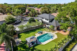 850 SW 87th Ln, Plantation, FL 33324 - Photo 8