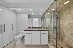 2100 S Ocean Ln, Fort Lauderdale, FL 33316 - Photo 20