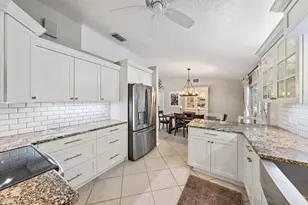 13323 N 164th Ct Ct N, Jupiter, FL 33478 - Photo 4