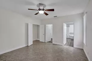 11032 Boston Dr, Hollywood, FL 33026 - Photo 14