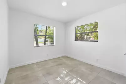 629 NE 36th Street, Oakland Park, FL 33334 - Photo 14