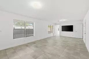 629 NE 36th St, Oakland Park, FL 33334 - Photo 22