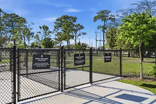 629 NE 36th St, Oakland Park, FL 33334 - Photo 38