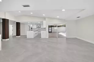 7134 San Sebastian Dr, Boca Raton, FL 33433 - Photo 10