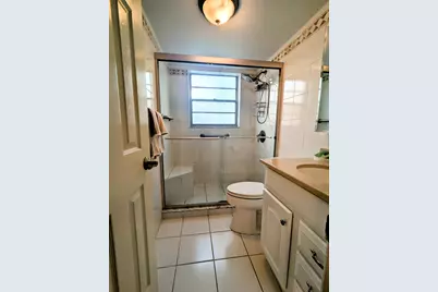 212 Northampton K, West Palm Beach, FL 33417 - Photo 6