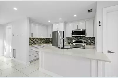 8719 40th Terrace N, Palm Beach Gardens, FL 33410 - Photo 6