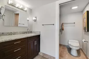 2401 Marina Isle Way, Jupiter, FL 33477 - Photo 20