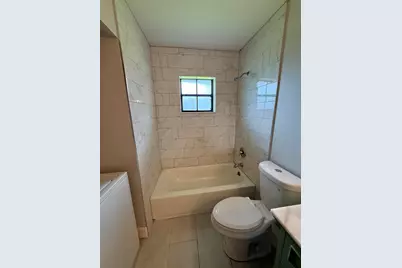 1611 Laurel Leaf Lane #B, Fort Pierce, FL 34950 - Photo 8