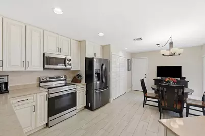 4115 Carriage Drive #P2, Pompano Beach, FL 33069 - Photo 2