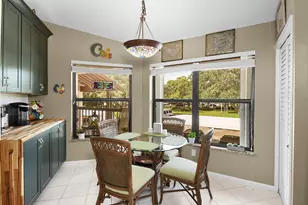 6040 SE Martinique Dr, Stuart, FL 34997 - Photo 10