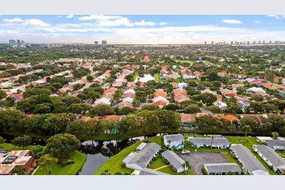 1033 W Siena Oaks Cir Circle W, Palm Beach Gardens, FL 33410 - Photo 34
