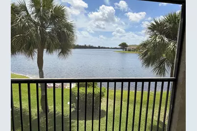 302 Liberty Court, Deerfield Beach, FL 33442 - Photo 14