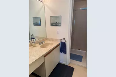 302 Liberty Court, Deerfield Beach, FL 33442 - Photo 10