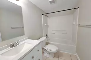 1501 Crescent Cir, Lake Park, FL 33403 - Photo 8