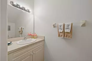 12598 Westhampton Cir, Wellington, FL 33414 - Photo 10