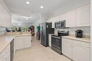 12598 Westhampton Cir, Wellington, FL 33414 - Photo 4