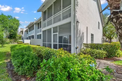 12598 Westhampton Circle, Wellington, FL 33414 - Photo 16