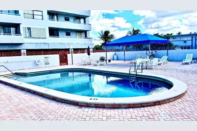 7300 Wayne Avenue #213, Miami Beach, FL 33141 - Photo 18