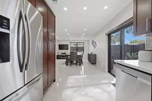 1871 Bayberry Dr, Pembroke Pines, FL 33024 - Photo 30