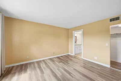 10434 Sunrise Lakes Boulevard #206, Sunrise, FL 33322 - Photo 26