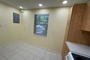 901 Cypress Terrace, Pompano Beach, FL 33069 - Photo 8