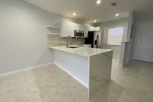 9973 Three Lakes Cir, Boca Raton, FL 33428 - Photo 4