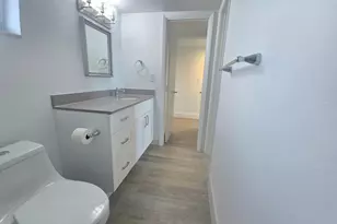 18555 NE 14th Ave, Miami, FL 33179 - Photo 28