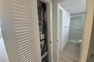 18555 NE 14th Ave, Miami, FL 33179 - Photo 4