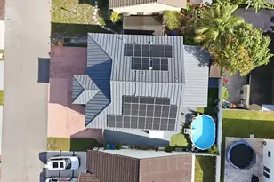 18811 NW 80th Ave, Hialeah, FL 33015 - Photo 48