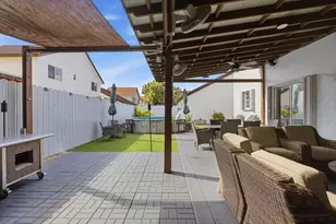 18811 NW 80th Ave, Hialeah, FL 33015 - Photo 12