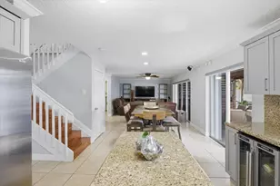 18811 NW 80th Ave, Hialeah, FL 33015 - Photo 26