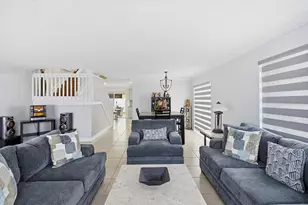 18811 NW 80th Ave, Hialeah, FL 33015 - Photo 18