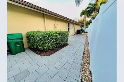 6972 NW 19th Street, Margate, FL 33063 - Photo 8