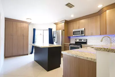 8989 W Sunrise Boulevard, Plantation, FL 33322 - Photo 8