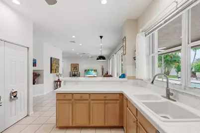 648 SW 168th Terrace, Pembroke Pines, FL 33027 - Photo 26