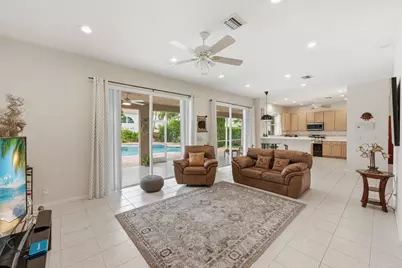 648 SW 168th Terrace, Pembroke Pines, FL 33027 - Photo 22