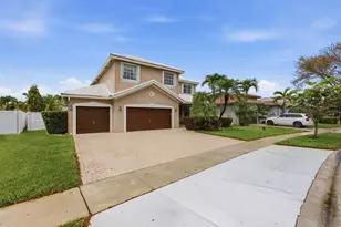 648 SW 168th Terrace, Pembroke Pines, FL 33027 - Photo 48